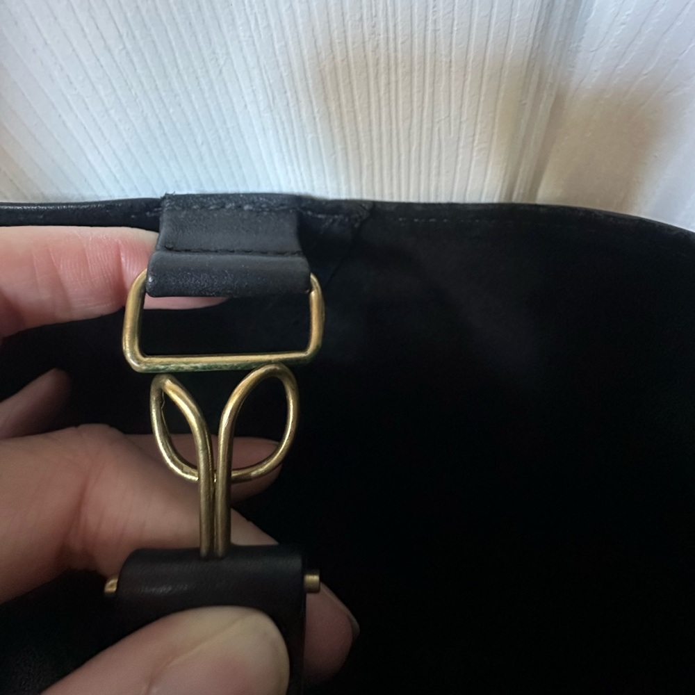 Janessa Leone Bag 03 - Picture 7 of 7